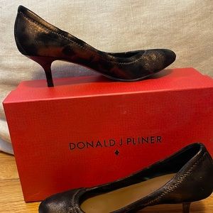 Donald J. Pliner Kitten Heels